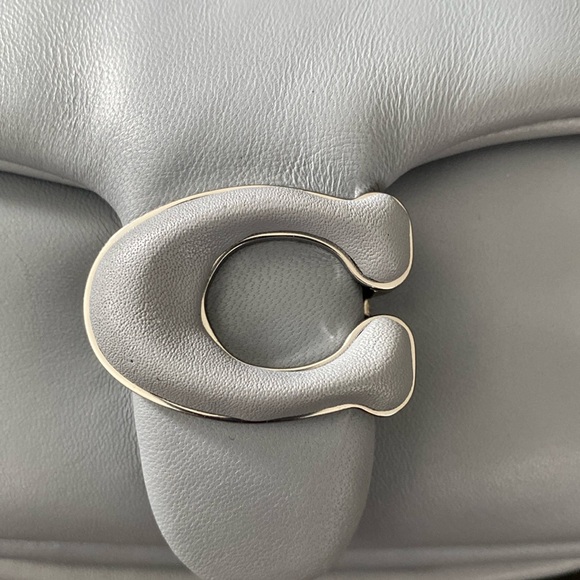 COACH RETAIL MINI PILLOW TABBY BAG 18 - Picture 2 of 9